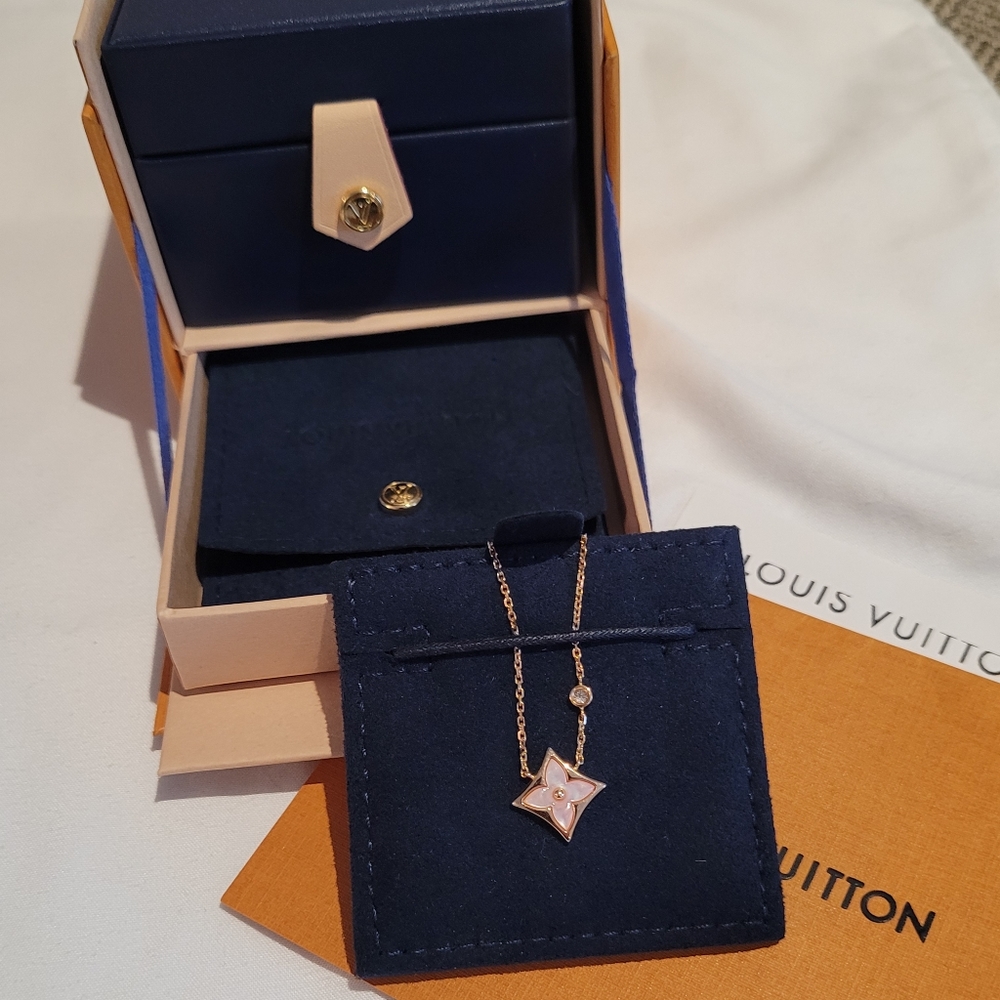 100% Authentic Color Louis Vuitton Blossom BB Necklace